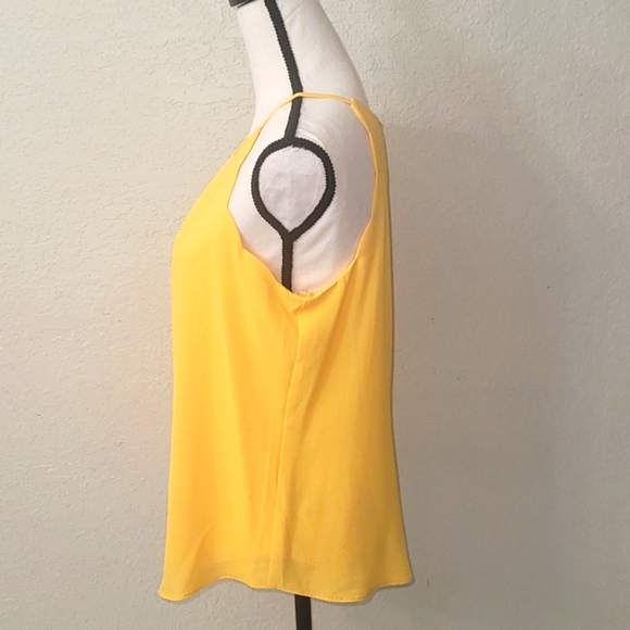 B. Wear Yellow Top - Picture 9 of 13